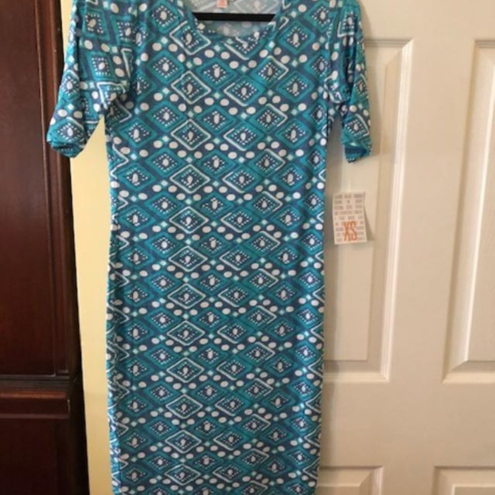LuLaRoe  Julia XS